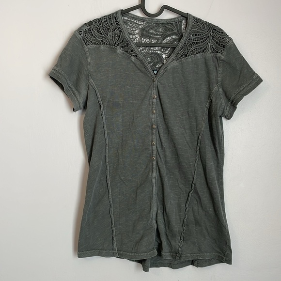 Kuhl Gia Short Sleeve Shirt in Carbon Gray with Crochet detail size M - Picture 1 of 16